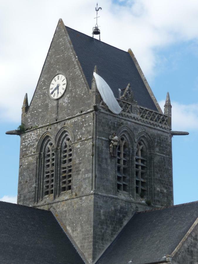 L'Ancien Presbytere De Sebeville Exterior photo
